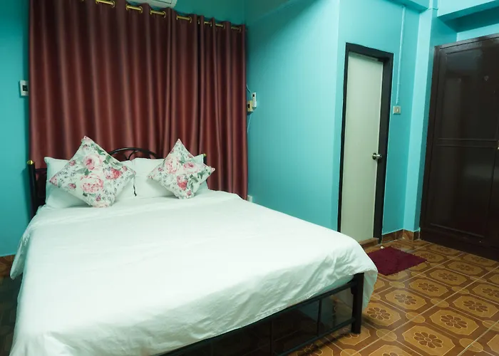 Hotel De Sky Sukhumvit Ekkamai