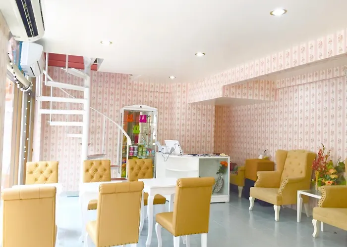 Hotel De Sky Sukhumvit Ekkamai 3*