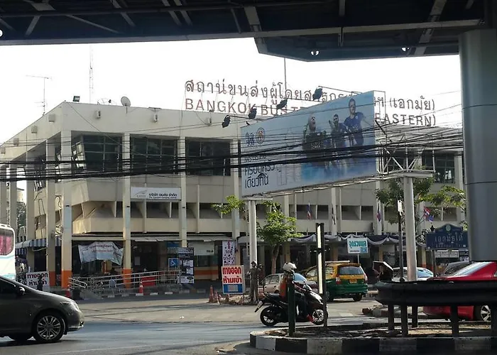 De Sky Sukhumvit Ekkamai Bangkok